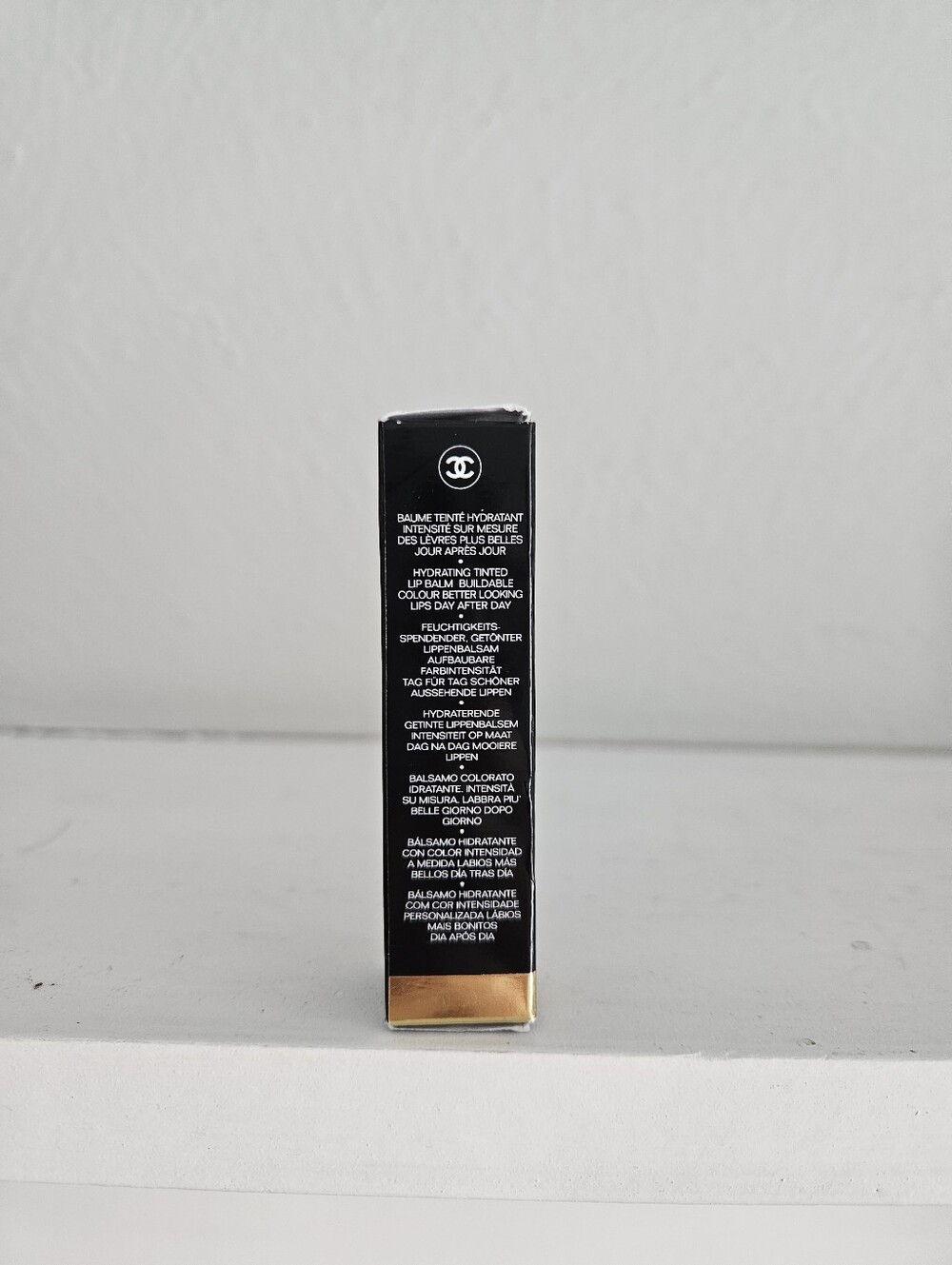 New In Box- Chanel Rouge Coco Baume- Shine 762 Rasberry Kiss - Picture 2 of 7